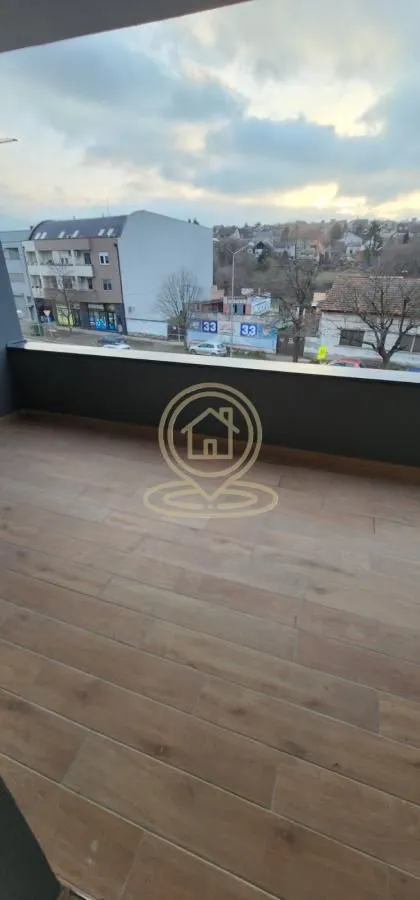 Prodaja, trosoban stan, 67m², Petrovaradin, Novi Sad