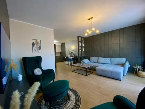 Izdavanje, dvosoban stan, 92m², Rafailovići, Budva - image 10