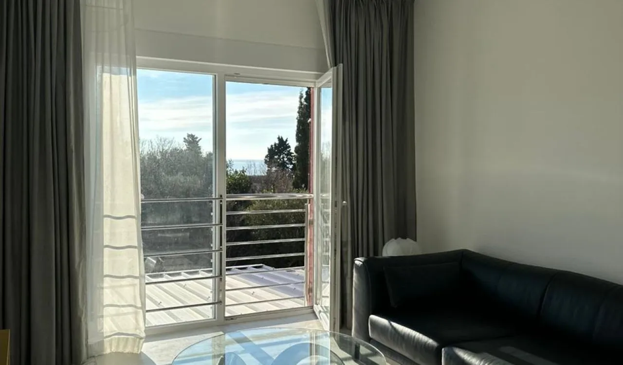 Sale, two bedroom apartment, 60m², Petrovac, Budva