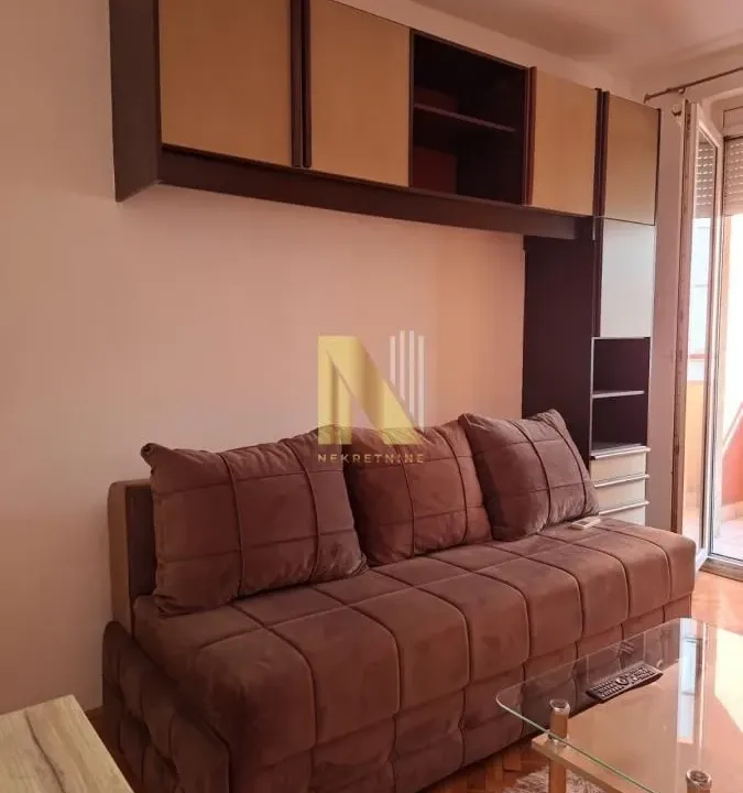 Izdavanje, jednosoban stan, 29m², Grbavica, Novi Sad Sve Podlokacije