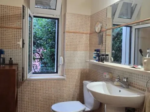 Sale, four bedroom apartment, 150m², Centar, Podgorica - image 12