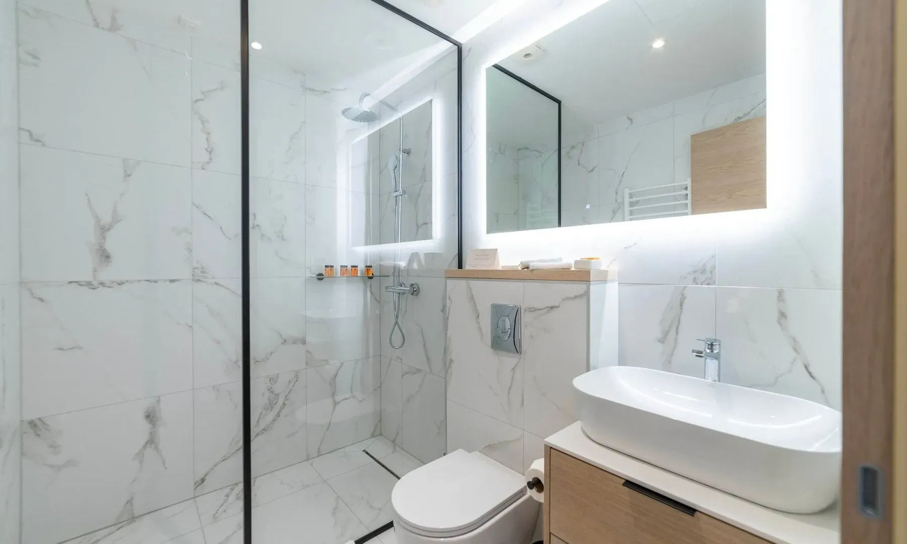Prodaja, dvosoban stan, 94m², Kotor, Crna Gora