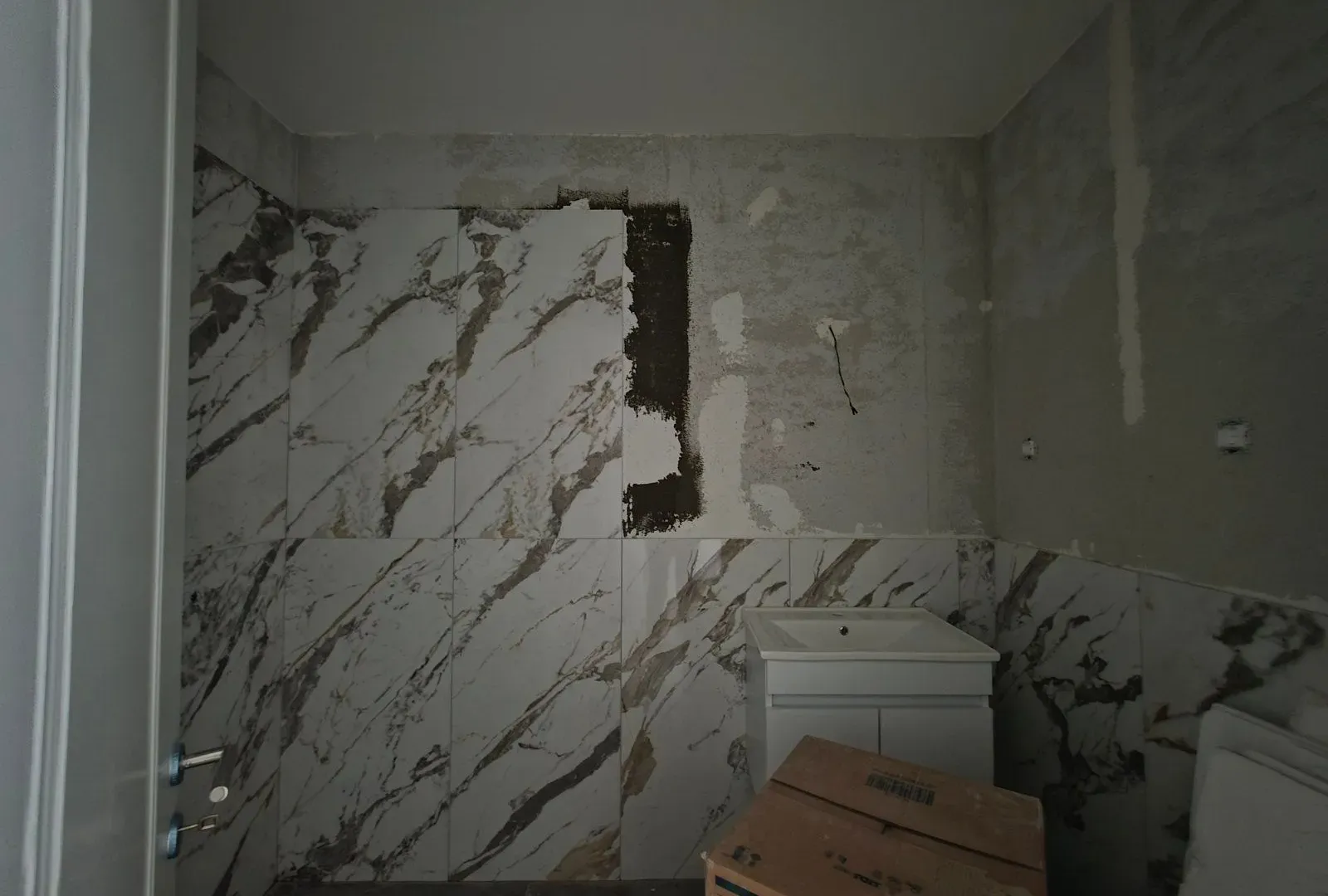 Sale, two bedroom apartment, 105m², Bečići, Budva