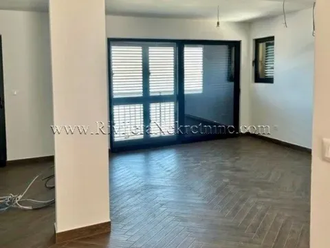 Prodaja, trosoban stan, 96m², Obala Đuraševića, Tivat - image 6