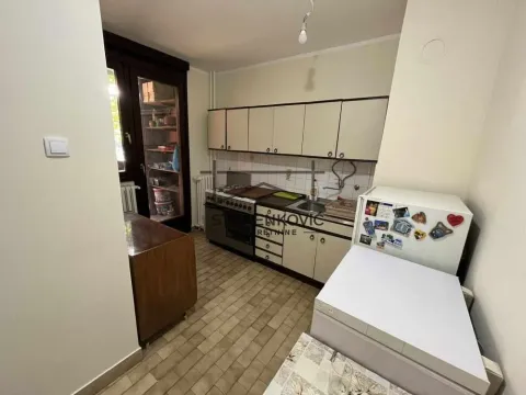 Prodaja, dvosoban stan, 75m², Bulevar Oslobodjenja, Novi Sad Sve Podlokacije - image 6