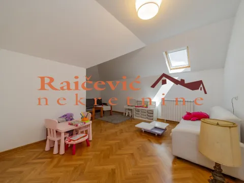 Prodaja, kuća, 257m², Sopot, Beograd - image 20