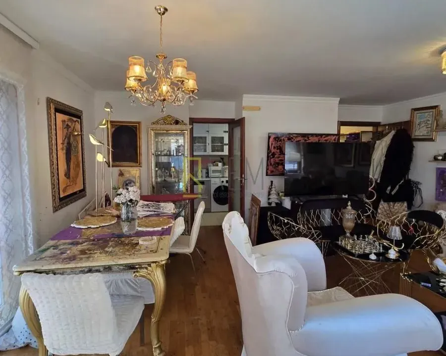 Prodaja, trosoban stan, 120m², Tološka šuma, Podgorica