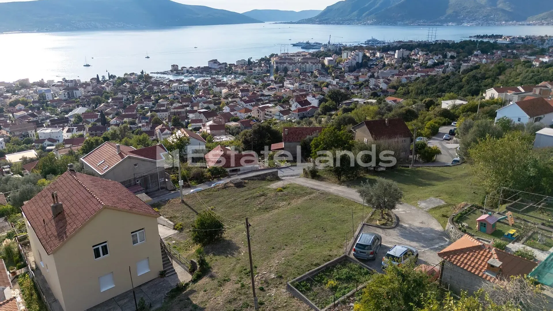 Prodaja, plac, 1113m², Tivat, Crna Gora