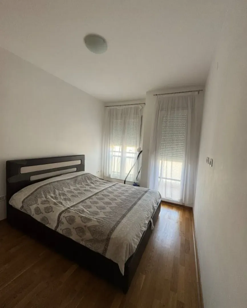 Izdavanje, jednosoban stan, 45m², City Kvart, Podgorica