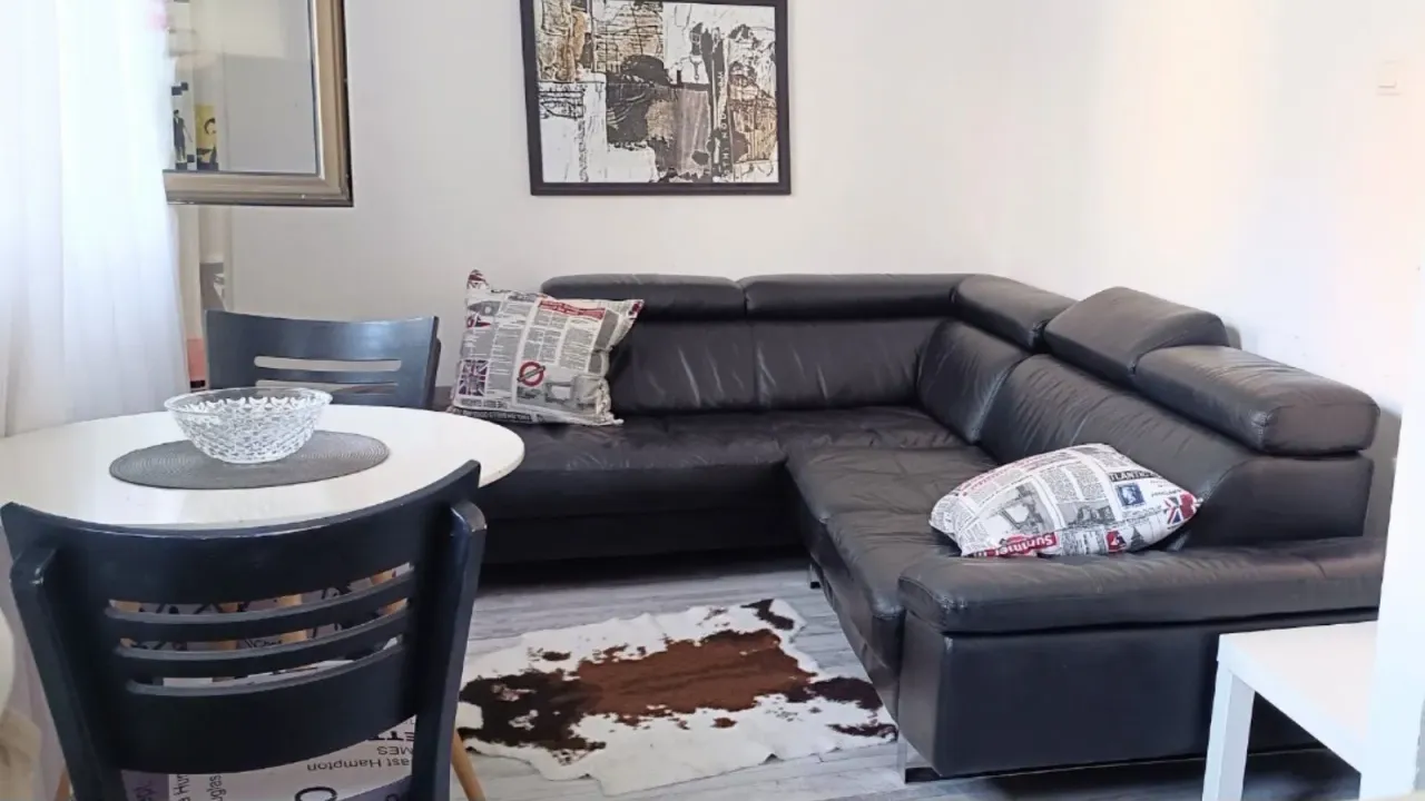 Izdavanje, jednosoban stan, 45m², Momišići, Podgorica