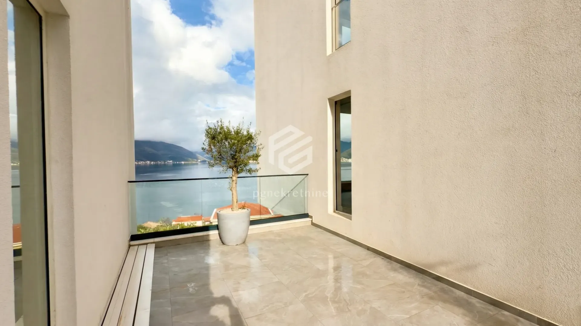 Sale, house, 119m², Krašići, Tivat