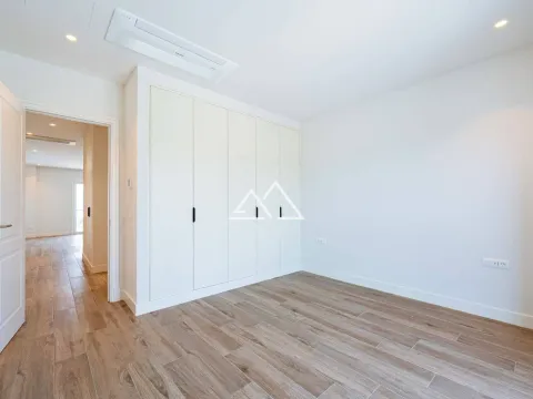 Prodaja, dvosoban stan, 94m², Luštica Bay, Tivat - image 19