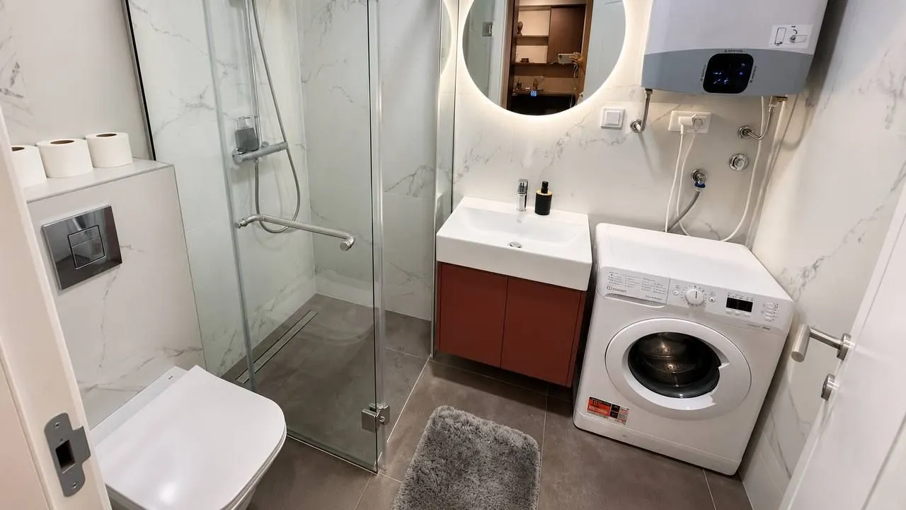 Izdavanje, jednosoban stan, 43m², Bečići, Budva
