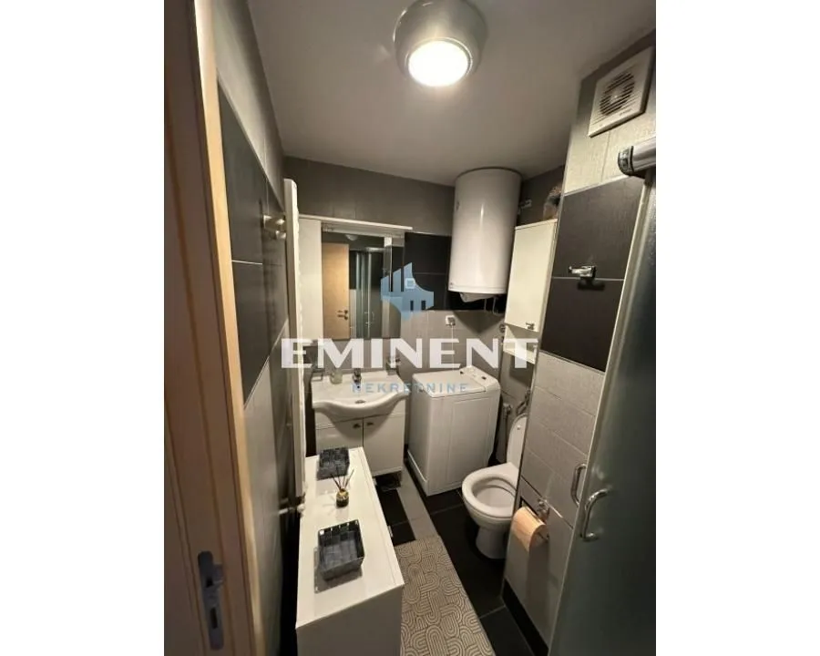 Rent, three bedroom apartment, 74m², Palilula Sve Podlokacije, Beograd