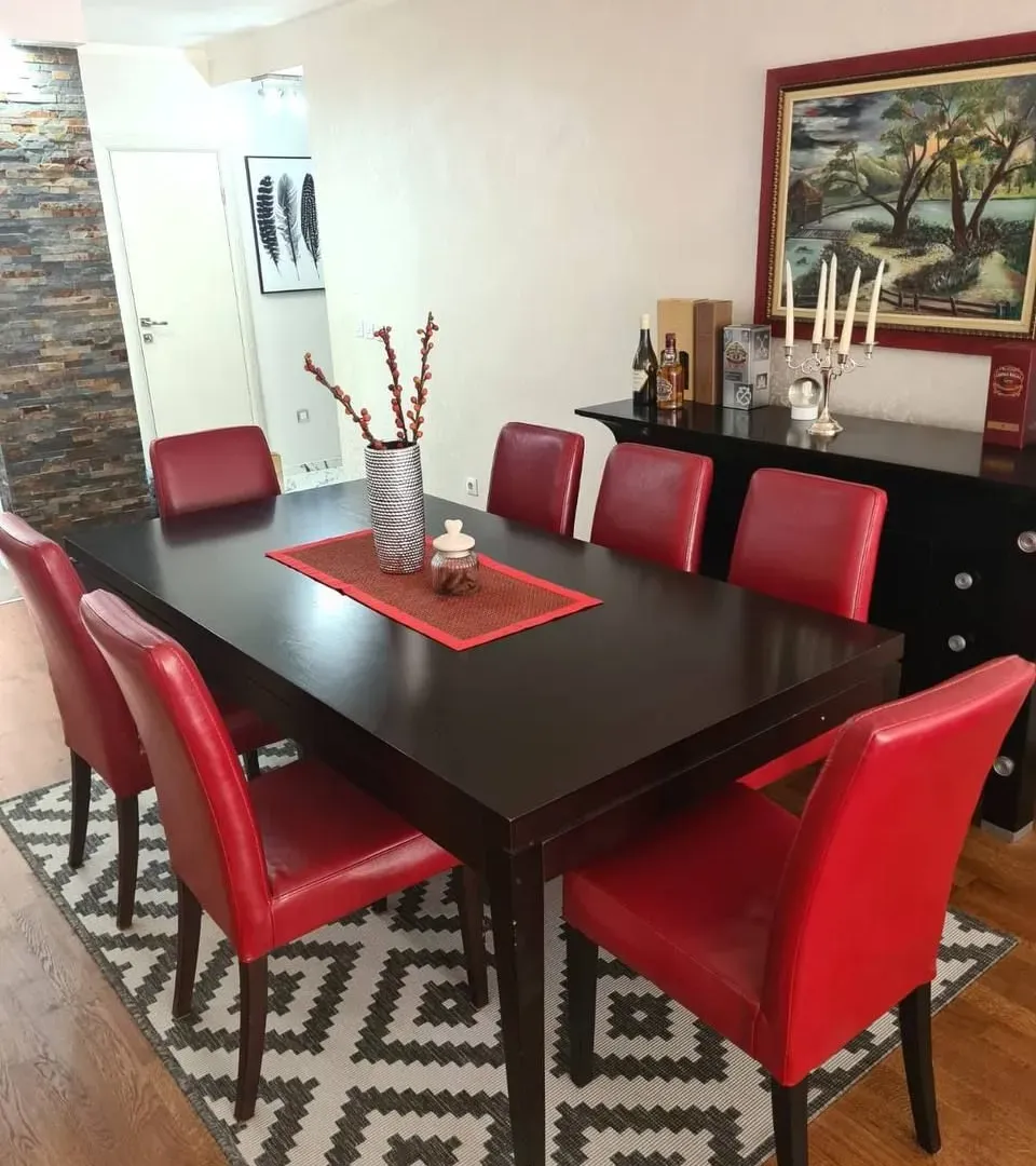 Prodaja, trosoban stan, 92m², Centar, Budva