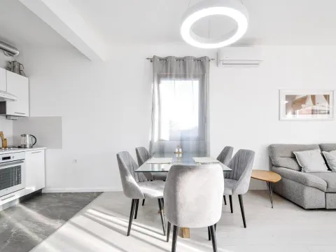 Prodaja, dvosoban stan, 69m², Donja Lastva, Tivat - image 9