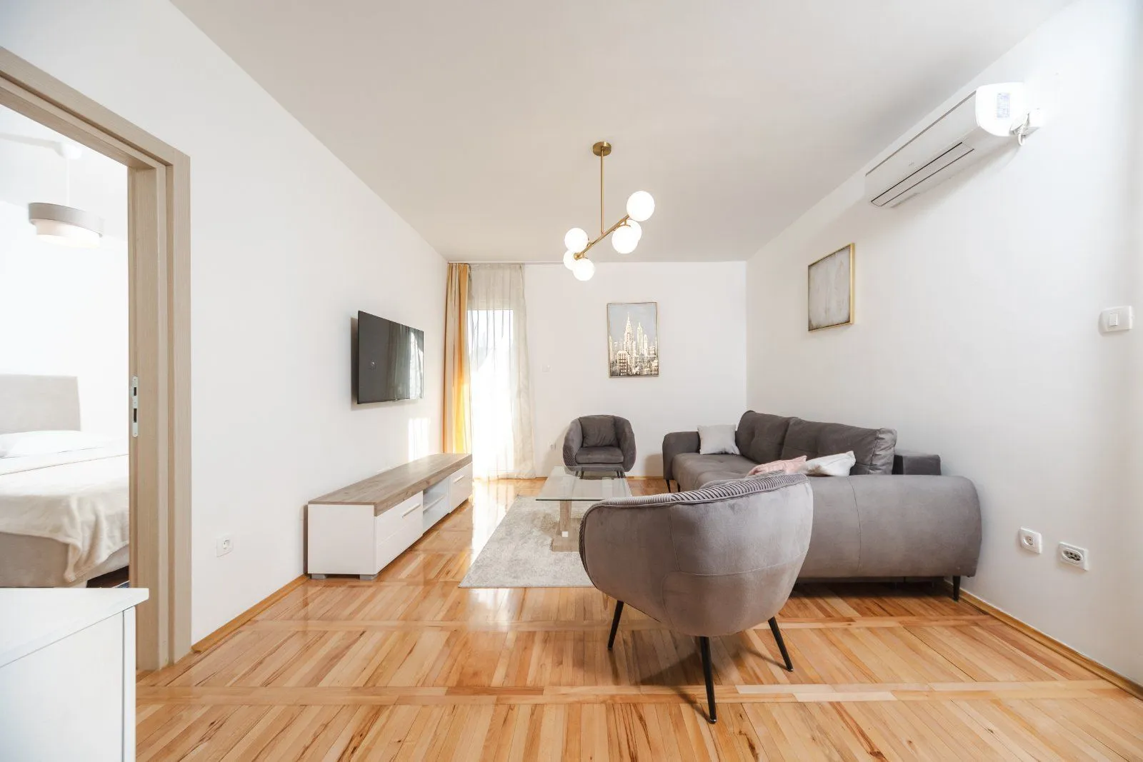 Rent, one bedroom apartment, 56m², Budva, Crna Gora