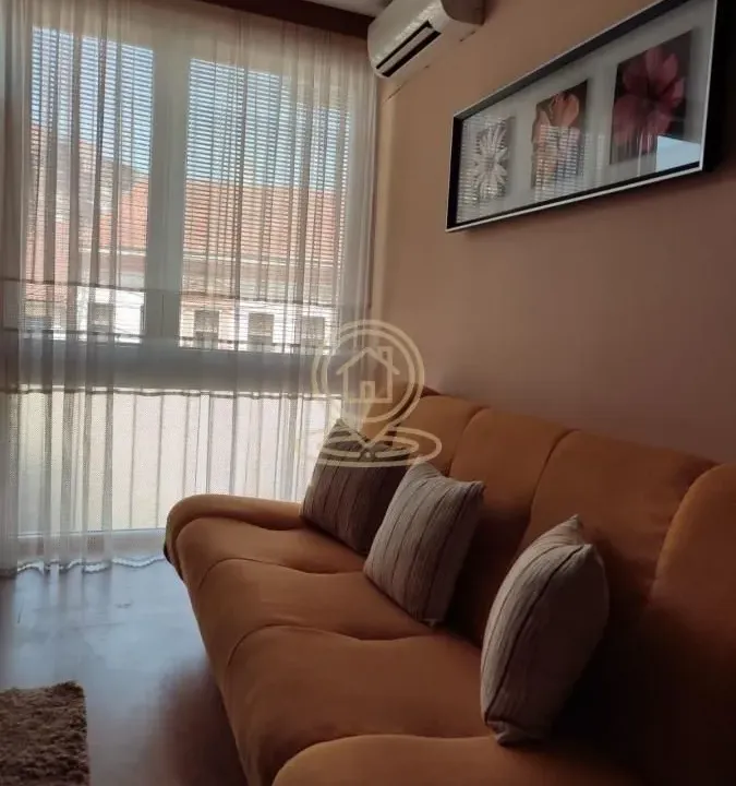 Rent, apartment, 47m², Centar, Kragujevac