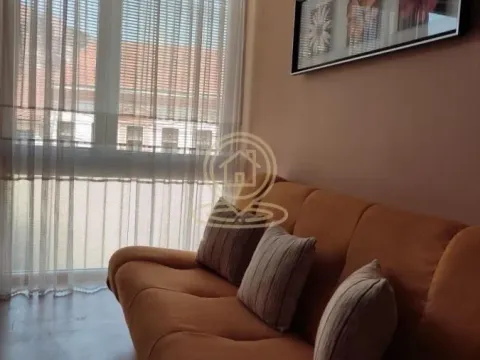 Izdavanje, stan, 47m², Centar, Kragujevac - image 1