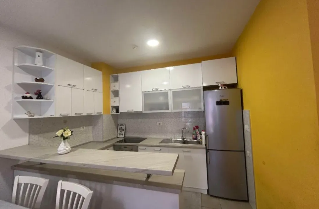 Izdavanje, jednosoban stan, 51m², City Kvart, Podgorica