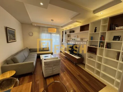 Sale, two bedroom apartment, 74m², Centar, Podgorica