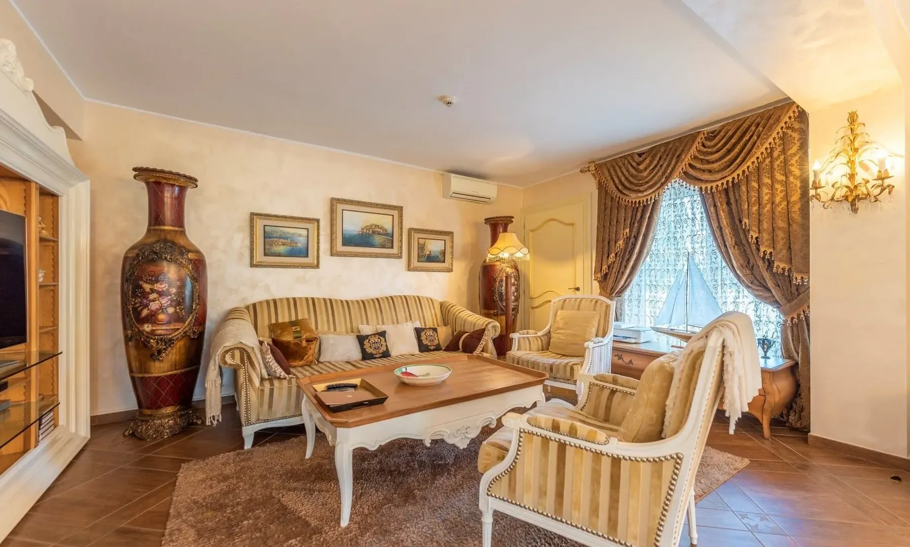 Sale, house, 485m², Sveti Stefan, Budva