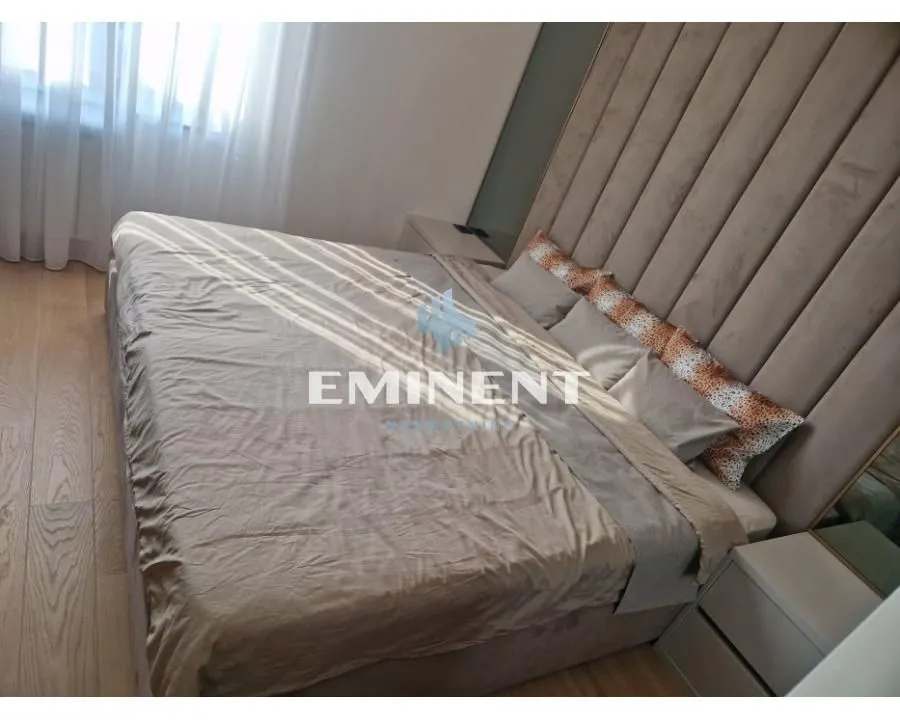 Sale, three bedroom apartment, 73m², Savski Venac, Beograd