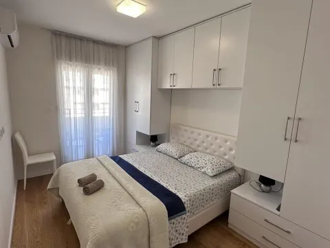 Rent, two bedroom apartment, 68m², Central Point, Podgorica - image 3