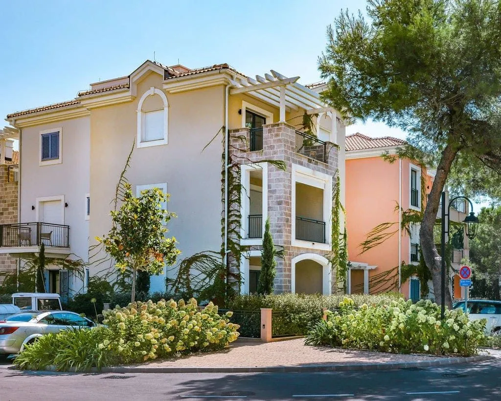 Prodaja, jednosoban stan, 64m², Luštica Bay, Tivat