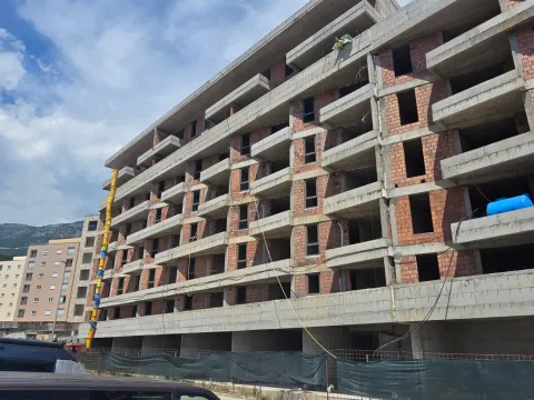 Prodaja, jednosoban stan, 58m², Bečići, Budva - image 10