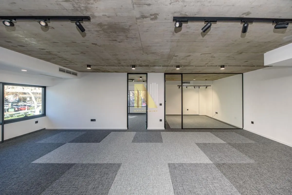 Rent, office space, 279m², Bulevar Oslobodjenja, Novi Sad Sve Podlokacije