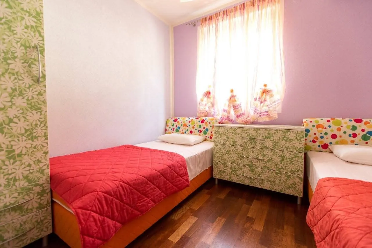 Sale, three bedroom apartment, 90m², Petrovac, Budva