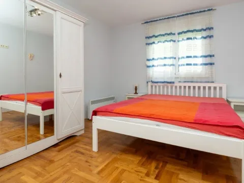 Sale, house, 200m², Tološi, Podgorica - image 14