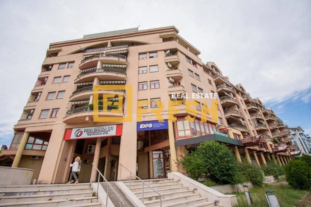 Izdavanje, poslovni prostor, 412m², Preko Morače, Podgorica