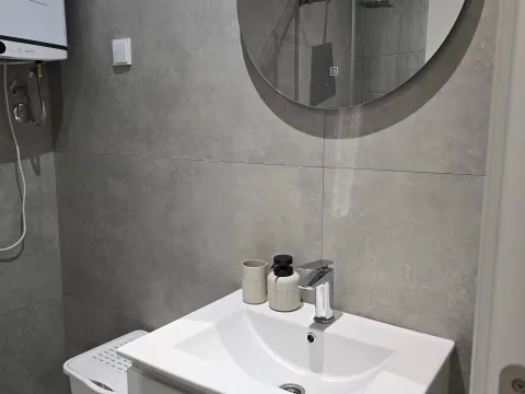 Izdavanje, jednosoban stan, 51m², Dahna, Podgorica - image 9