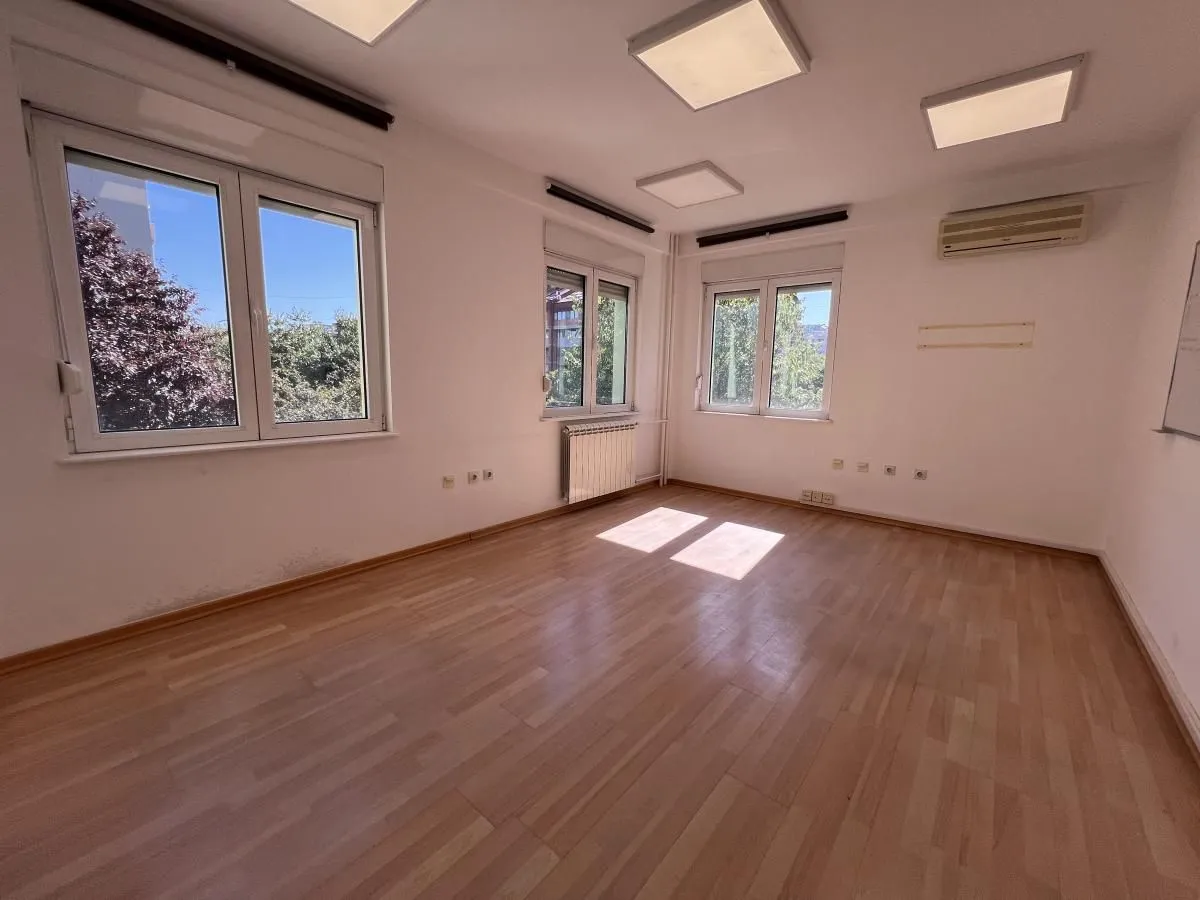 Rent, office space, 220m², Liman 1, Novi Sad Sve Podlokacije