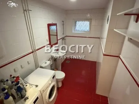 Izdavanje, dvosoban stan, 60m², Centar, Novi Sad - image 9