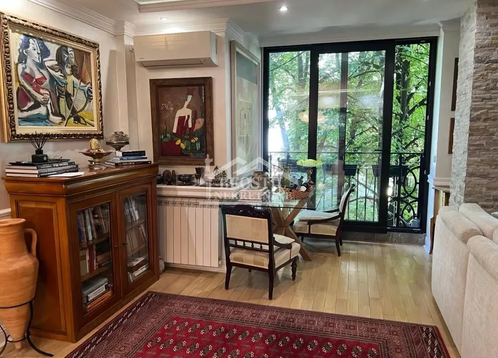 Prodaja, dvosoban stan, 70m², Vračar Hram, Vračar Sve Podlokacije
