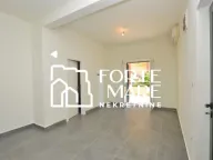Sale, two bedroom apartment, 74m², Đenovići, Herceg Novi - image 1