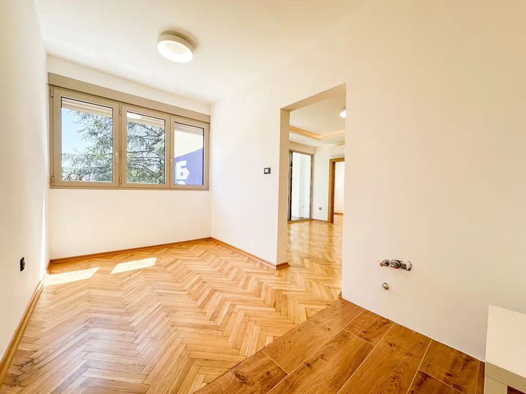Rent, office space, 106m², Gintaš, Podgorica