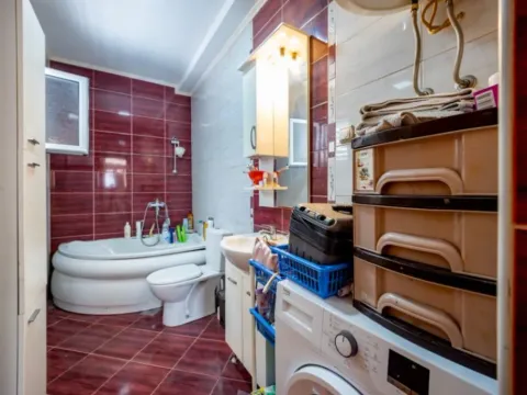 Prodaja, kuća, 175m², Prčanj, Kotor - image 8