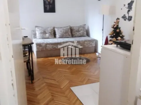 Rent, one bedroom apartment, 38m², Vračar Hram, Vračar Sve Podlokacije - image 5