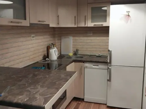 Izdavanje, garsonjera, 38m², Centar, Bar - image 2