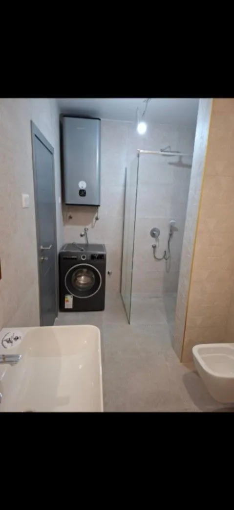 Prodaja, dvosoban stan, 127m², Centar, Podgorica