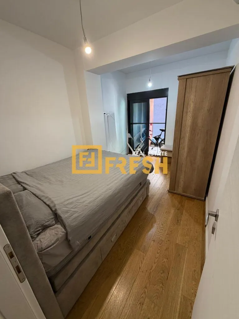 Prodaja, dvosoban stan, 78m², Centar, Podgorica