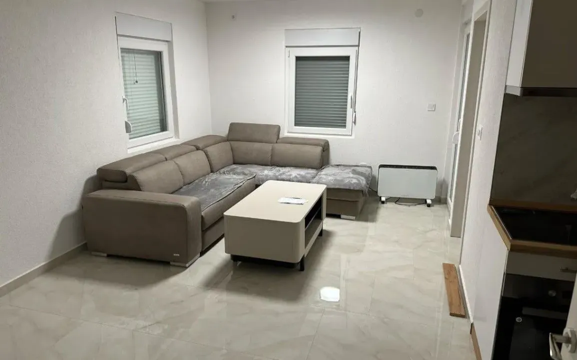 Sale, house, 360m², Šušanj, Bar