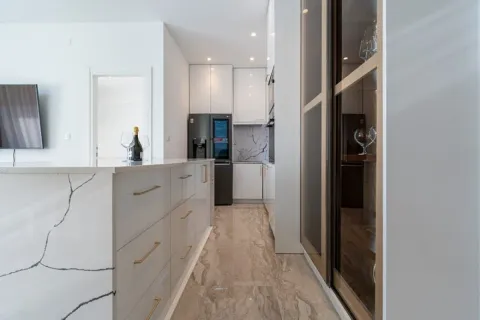 Sale, one bedroom apartment, 56m², Rafailovići, Budva - image 3