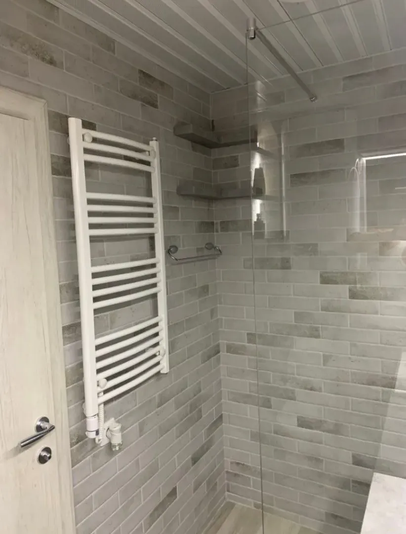 Izdavanje, dvosoban stan, 55m², Mrčevac, Tivat