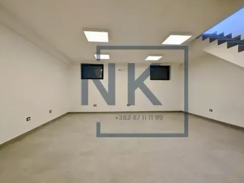 Rent, office space, 95m², City Kvart, Podgorica - image 10