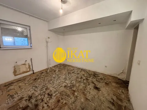 Prodaja, dvosoban stan, 37m², Zeleno Brdo, Zvezdara Sve Podlokacije - image 4